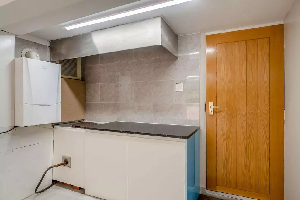4 bedroom detached bungalow for sale
