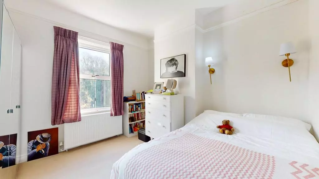 4 bedroom